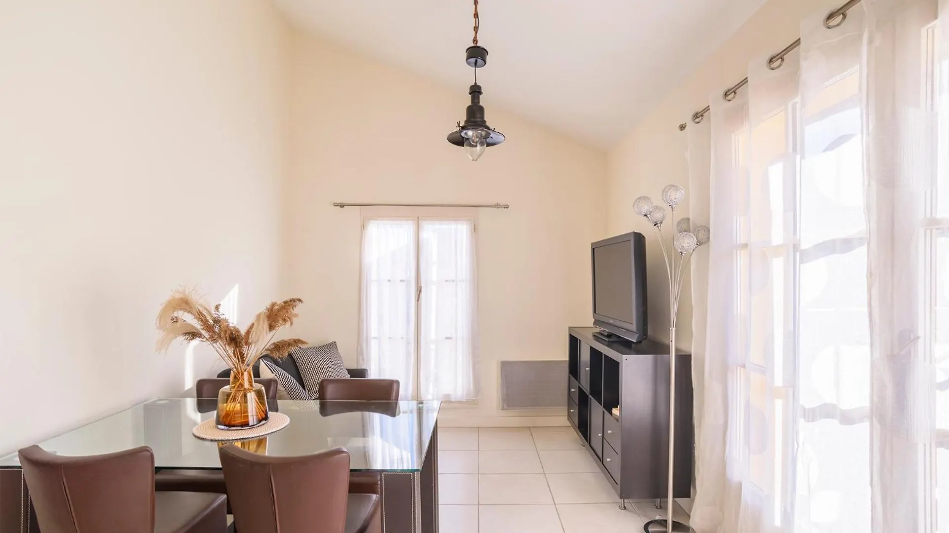 Appartement Cosy Hyeres Centre France